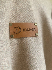 Ruana TOMASA