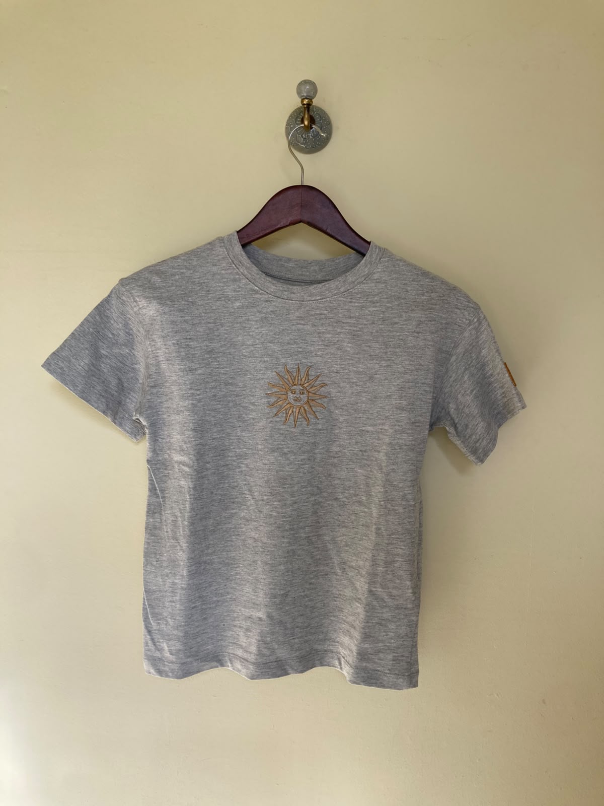 Camiseta escudo